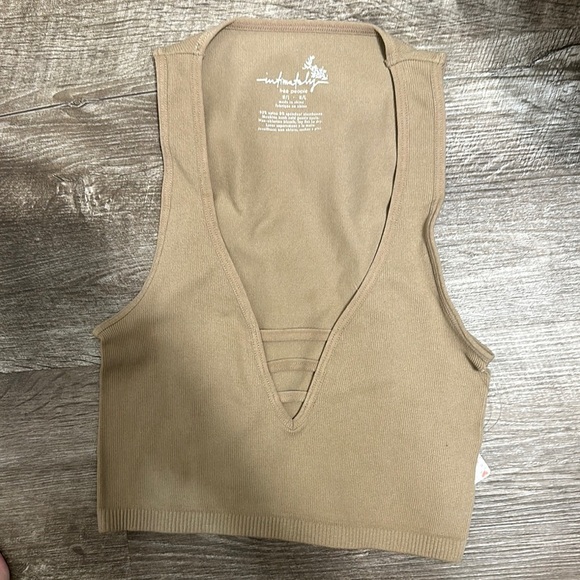 Free People Tops - Free people NWT nude crop top sleeveless